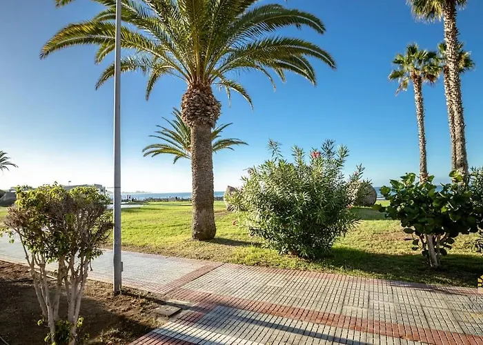 Altamira Lux El Duque Appartement *