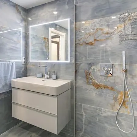 Altamira Lux El Duque Apartman *