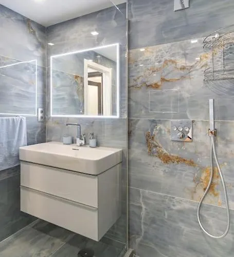 Altamira Lux El Duque شقة *