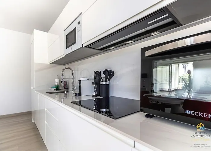 Altamira Lux El Duque * أذيخي