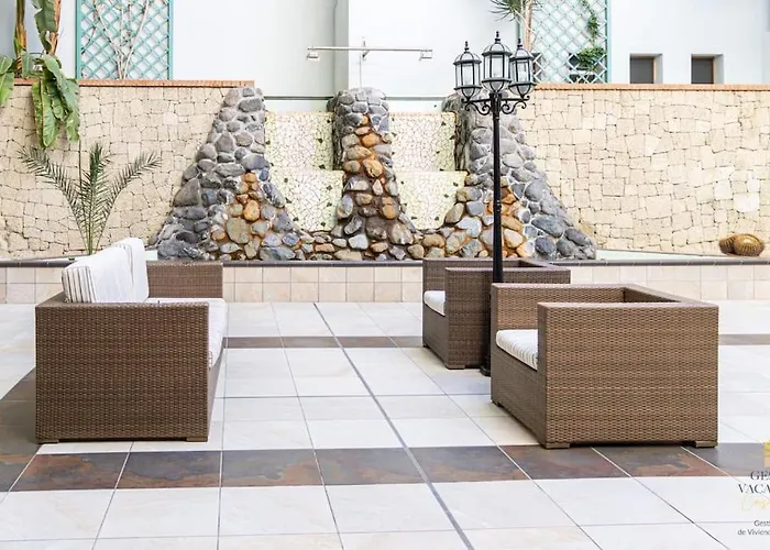 Altamira Lux El Duque アデヘ